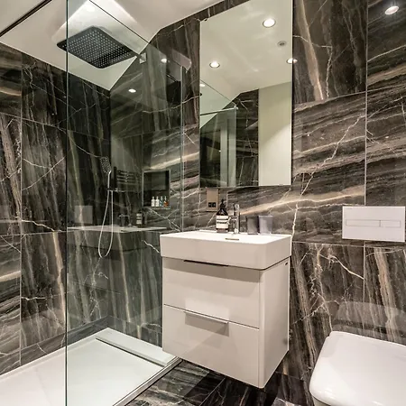 Boutique At The Old Fire Station Apartmán York